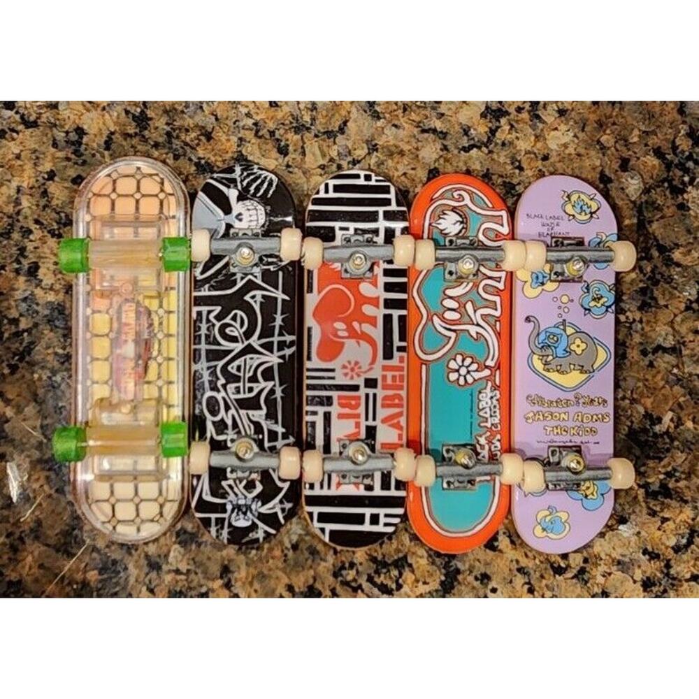 Lot of Vintage Tech Deck Dudes Action Figures And Boards 9 Pieces - Picture 4 of 7